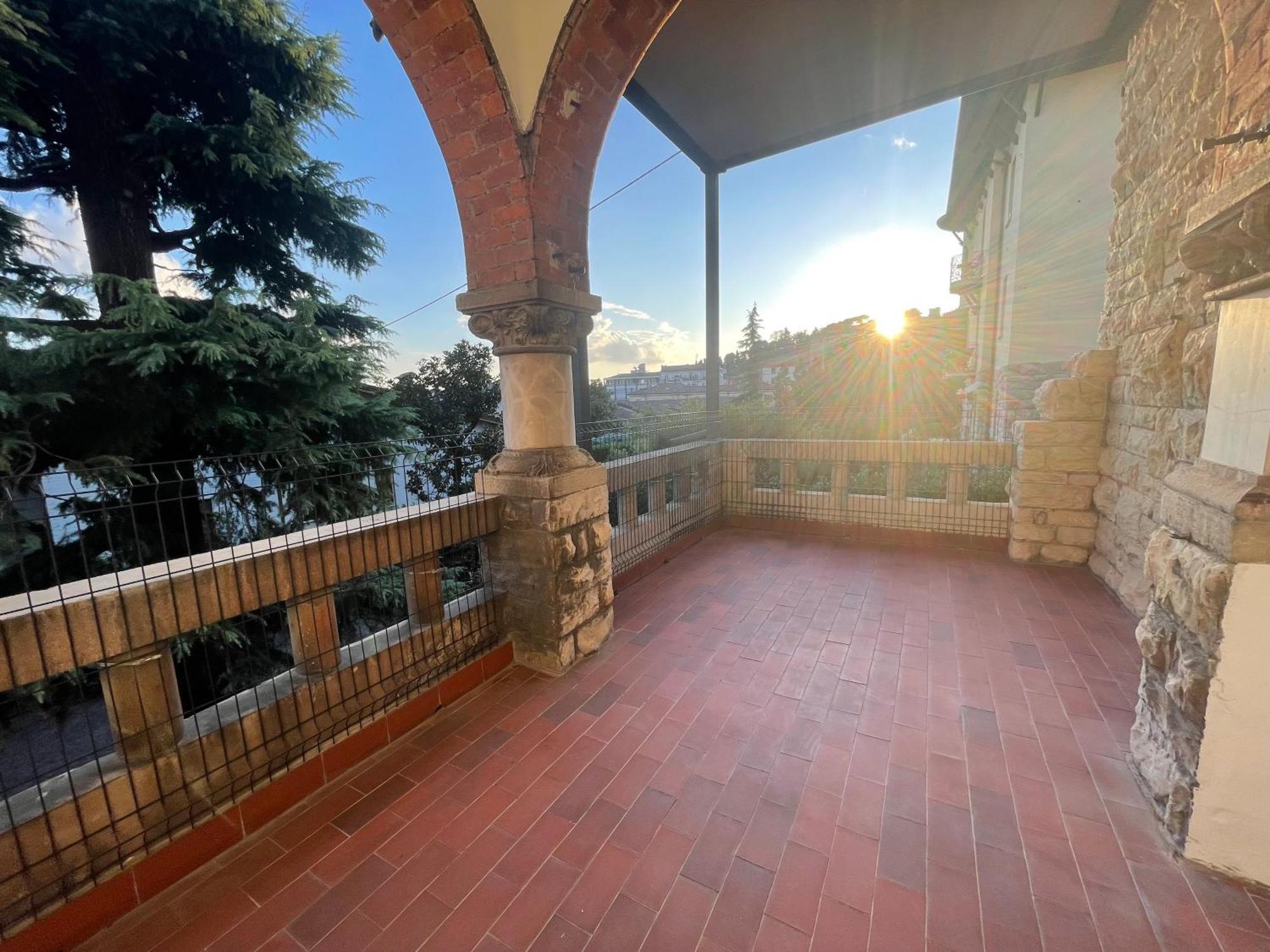 Bg Central Royal Suite Con Parcheggio - Vista Citta Alta Бергамо Екстериор снимка