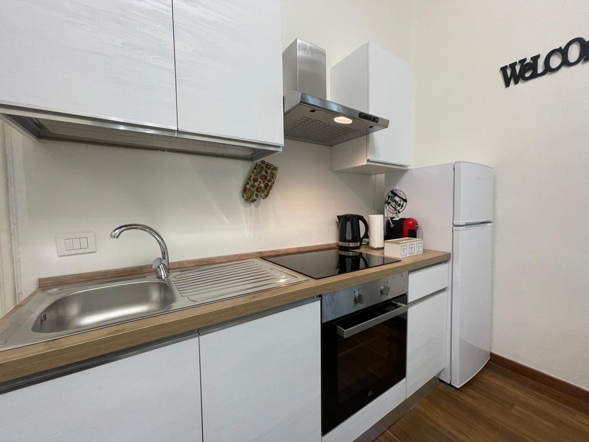 Bg Central Royal Suite Con Parcheggio - Vista Citta Alta Бергамо Екстериор снимка